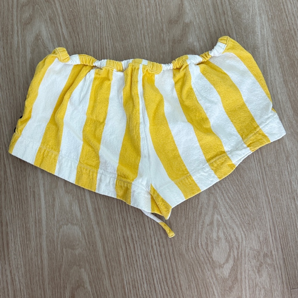FREE PEOPLE Striped Yellow and White Women's Mini Shorts size Medium - Picture 3 of 3